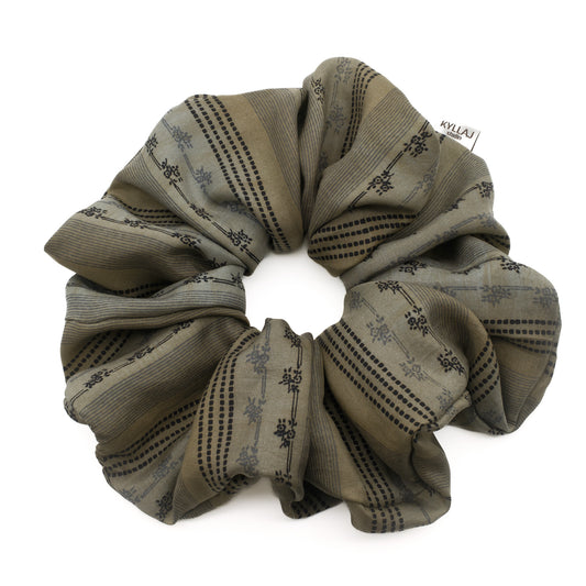 Flower Scrunchie L - No. 204